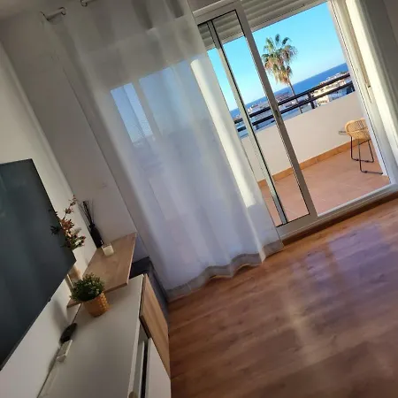 Precioso Apartamento, Luminoso, Equipado * Torre de Benagalbon